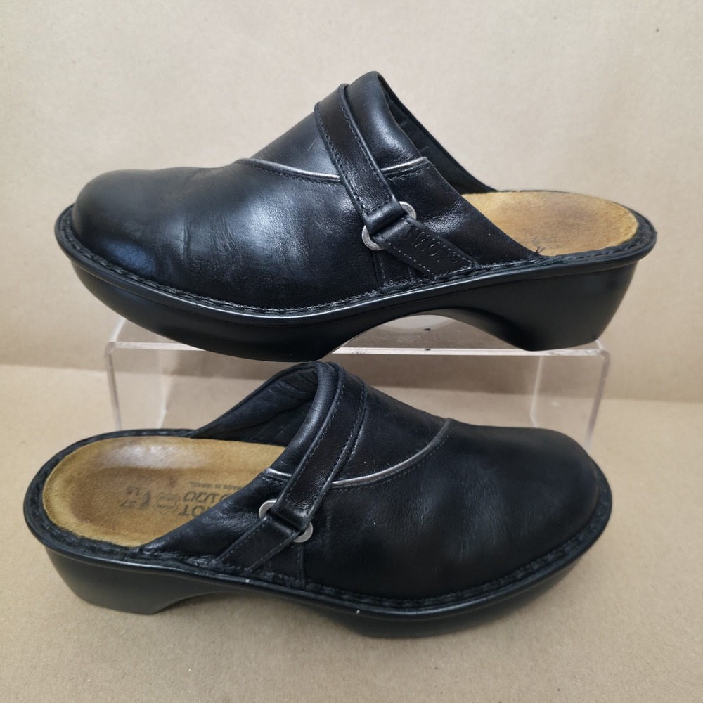 Naot Women's Size 37 Black Leather Comfort Slip On Clogs Mules Shoes